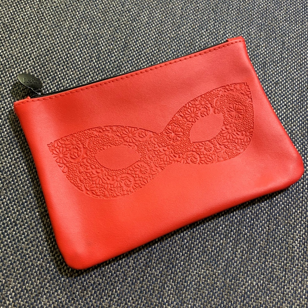 Mask Ipsy bag *4/$20*